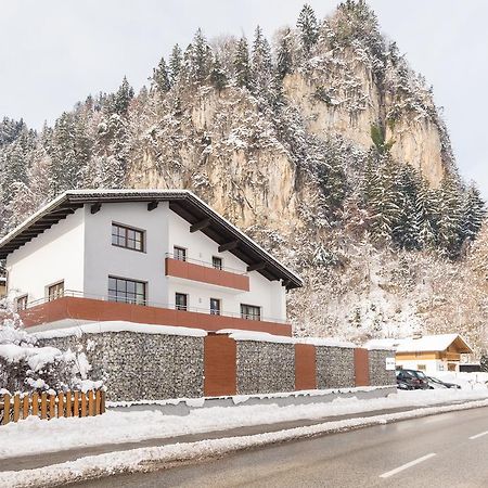 Apart Steiner Apartment Strass im Zillertal Luaran gambar