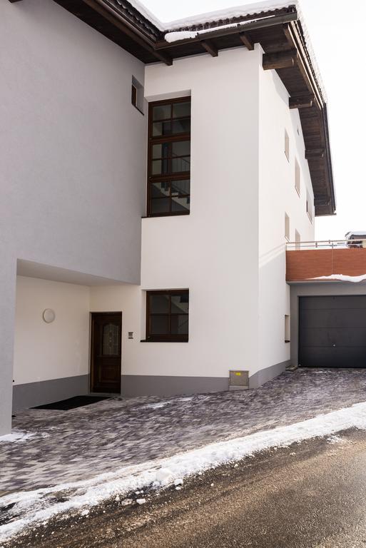 Apart Steiner Apartment Strass im Zillertal Luaran gambar