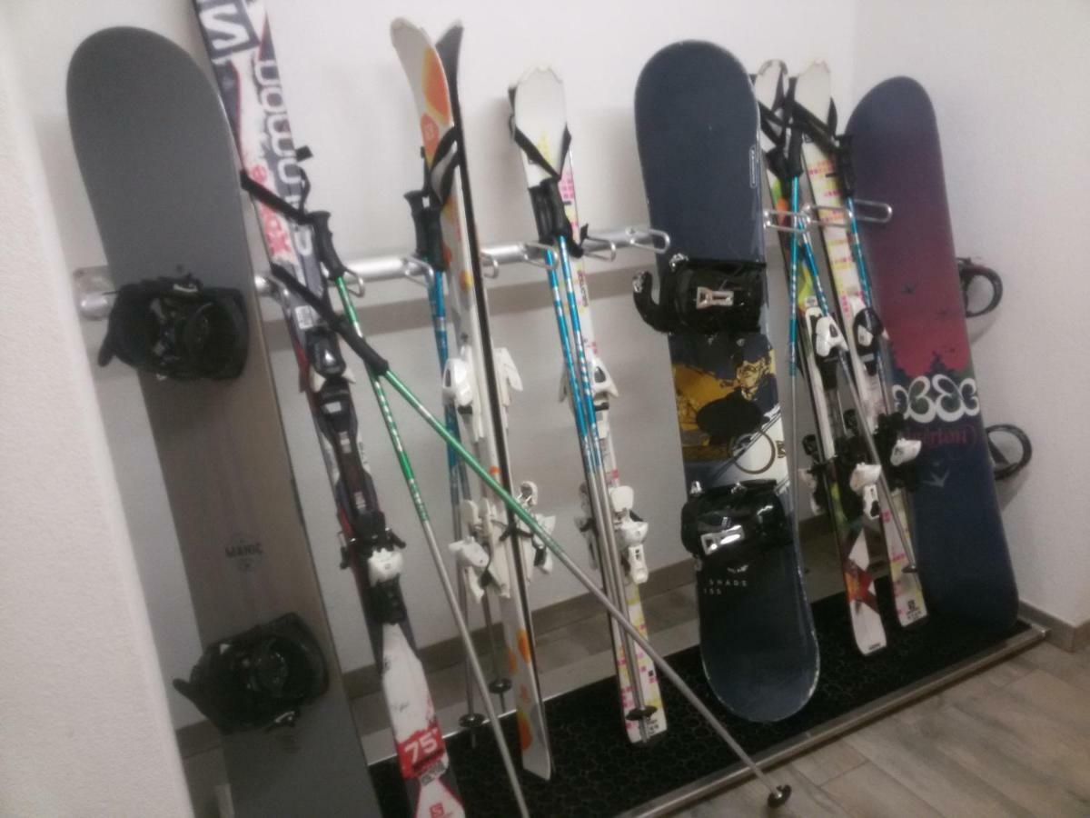 Apart Steiner Apartment Strass im Zillertal Luaran gambar